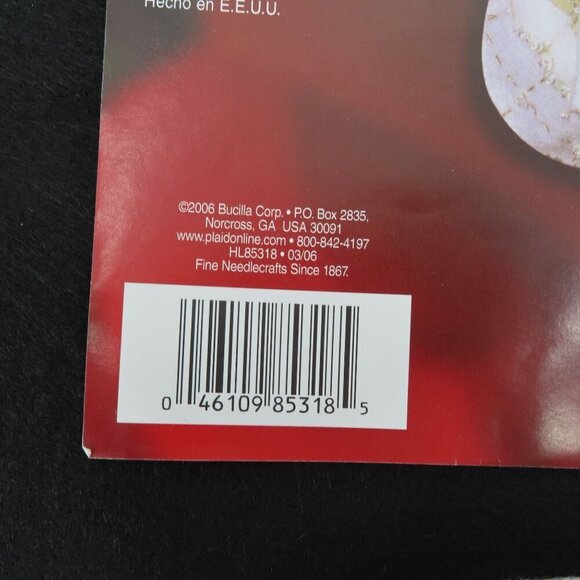 Bucilla White Christmas Santa Claus 85318  Felt Stocking STARTED Craft Kit 2006 - Picture 4 of 11